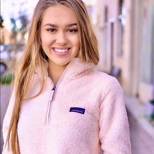💗☁️ Pink Patagonia Women’s Zip Fleece 💗☁️
